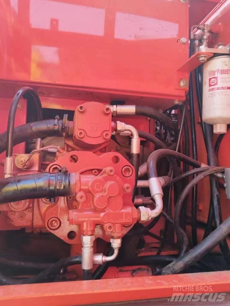 Doosan DX150W-9 Ratiniai ekskavatoriai