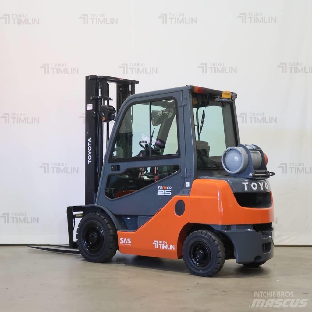 Toyota 02-8FGF25 LPG (dujiniai) krautuvai