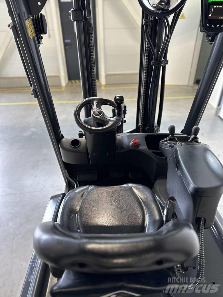 Linde E16H Elektriniai šakiniai krautuvai