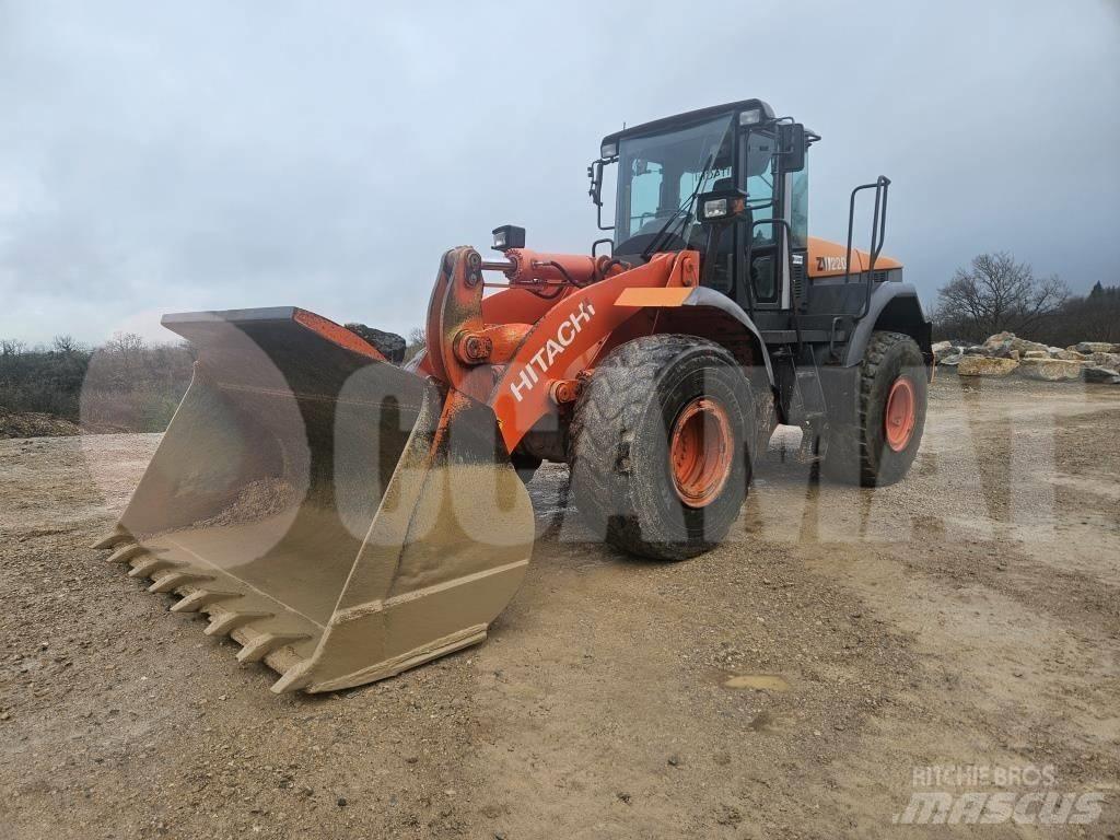 Hitachi ZW 220 Naudoti ratiniai krautuvai