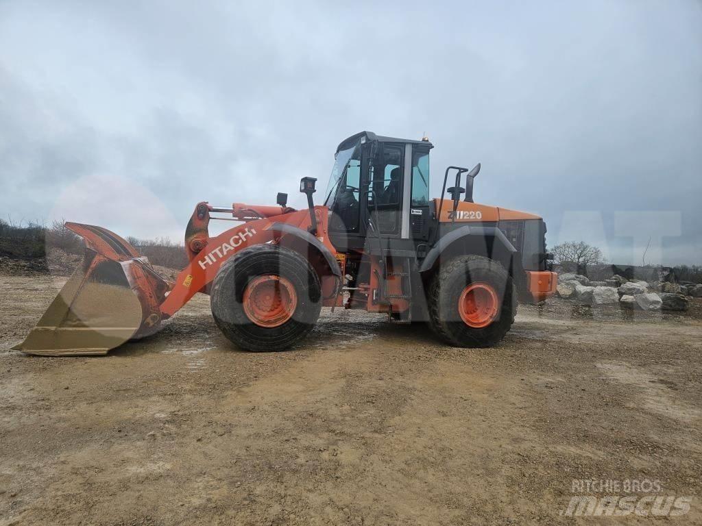 Hitachi ZW 220 Naudoti ratiniai krautuvai