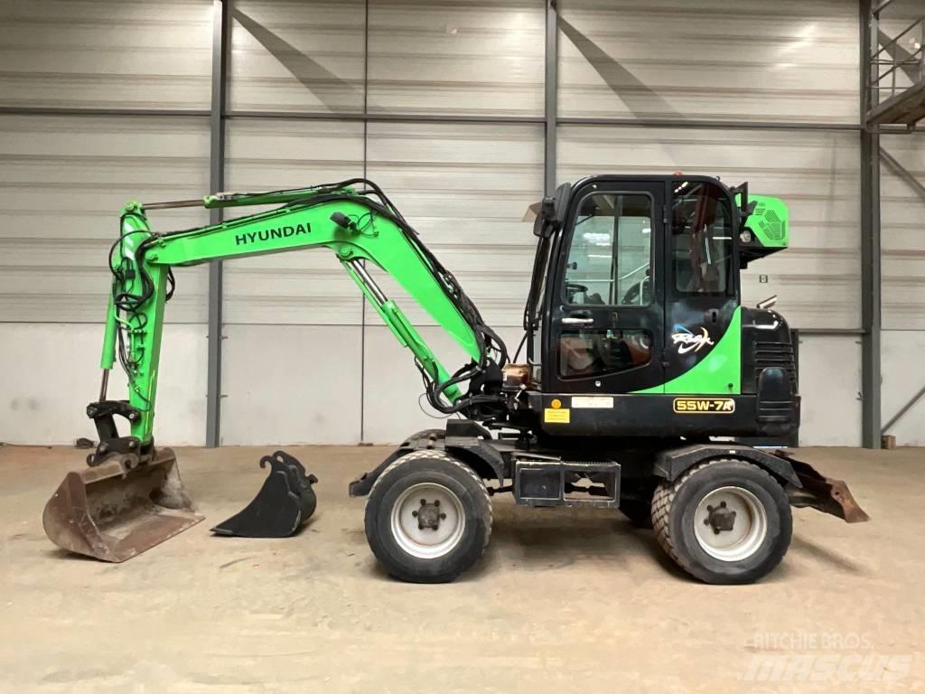 Hyundai 55 W-7 A Ratiniai ekskavatoriai