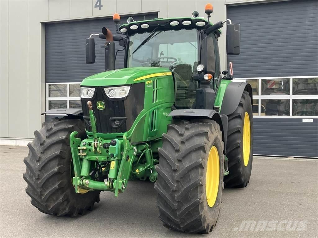 John Deere 6250R Traktoriai