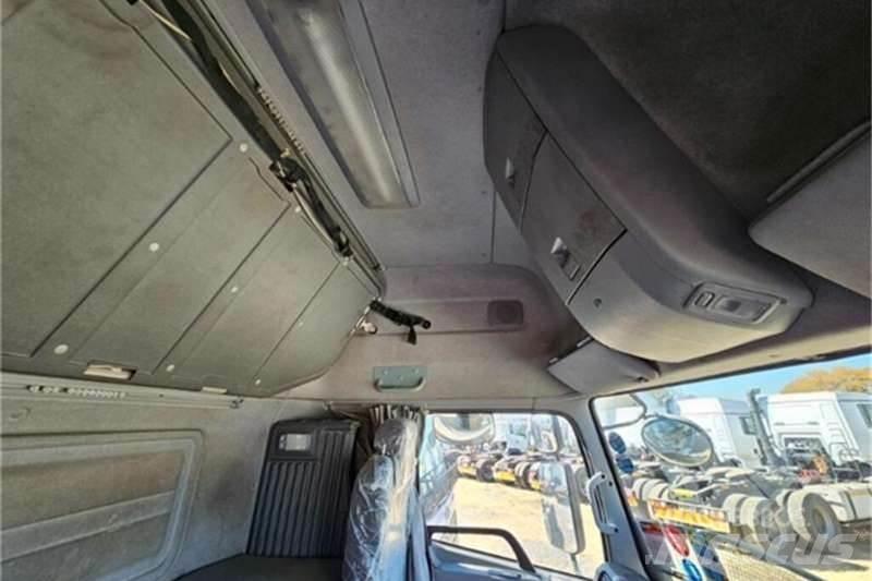 UD TRUCKS QUON Kita