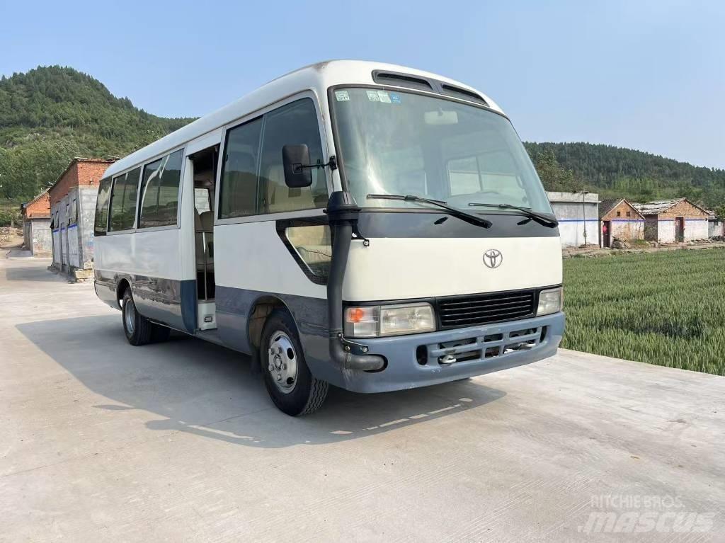 Toyota Coaster Tarpmiestiniai autobusai