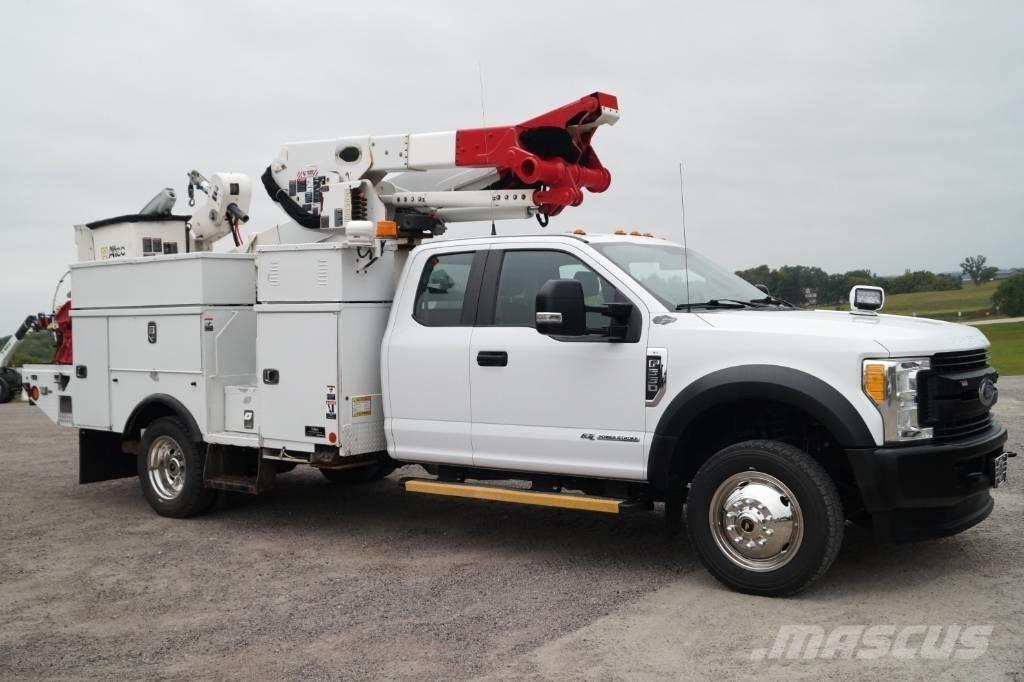 Ford F 550 XL SD Ant vilkikų montuojamos kėlimo platformos