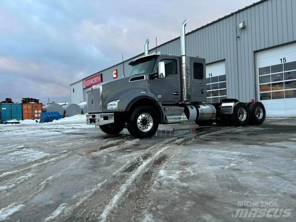 Kenworth T 880 Naudoti vilkikai