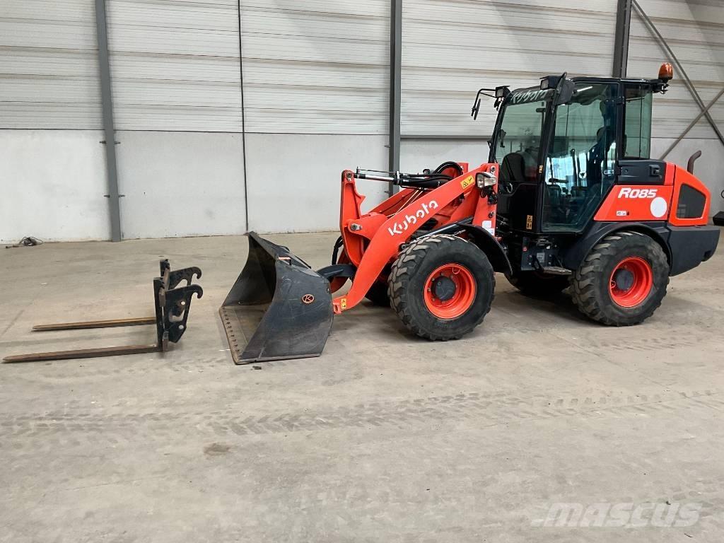 Kubota R 085 Naudoti ratiniai krautuvai