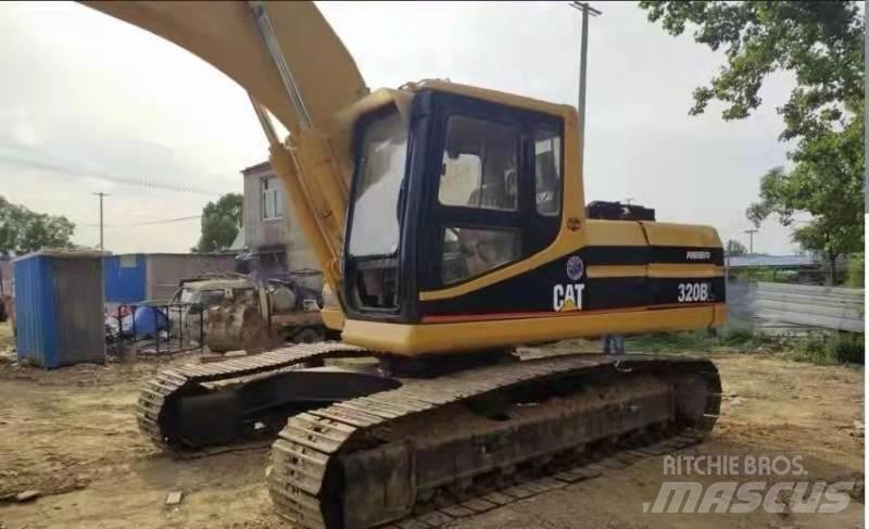CAT 320 B Vikšriniai ekskavatoriai