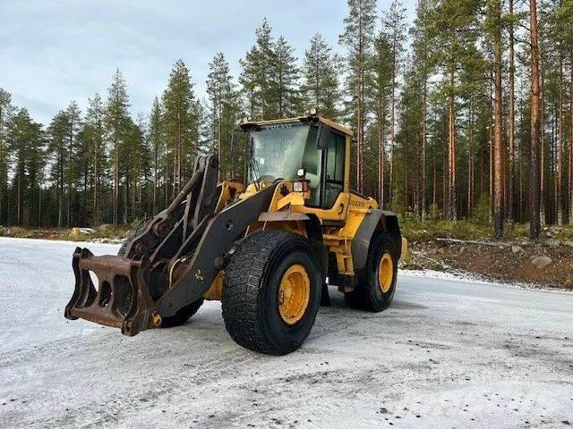 Volvo L120F Naudoti ratiniai krautuvai