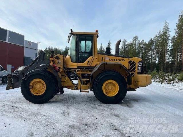 Volvo L120F Naudoti ratiniai krautuvai