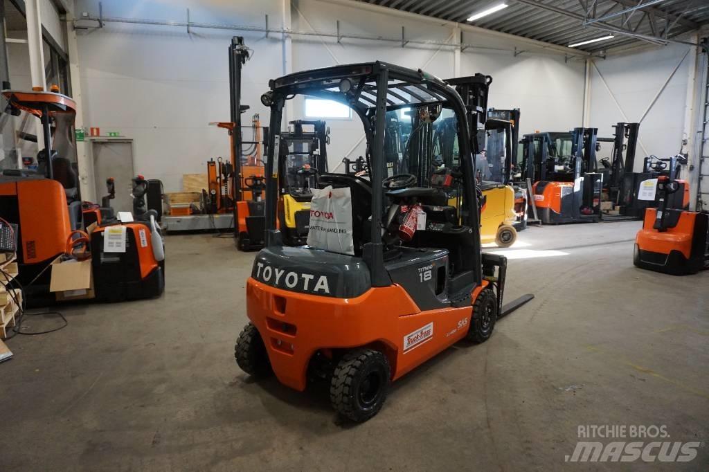 Toyota 8FBMT18 Elektriniai šakiniai krautuvai