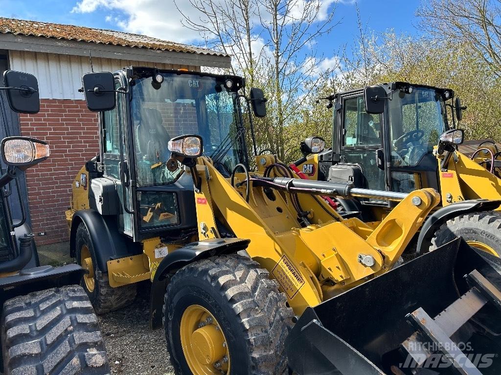 CAT 906 Naudoti ratiniai krautuvai