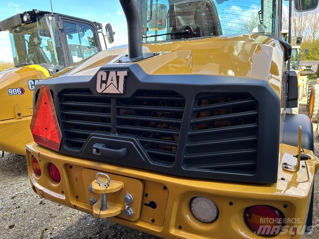 CAT 906 Naudoti ratiniai krautuvai