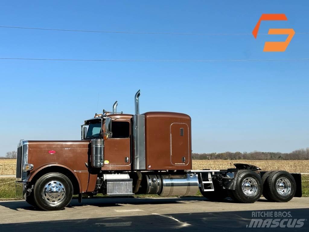 Peterbilt 389 Naudoti vilkikai