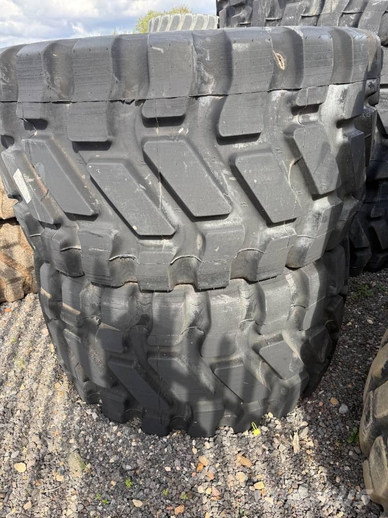 Goodyear 750/65R25 Padangos, ratai ir ratlankiai