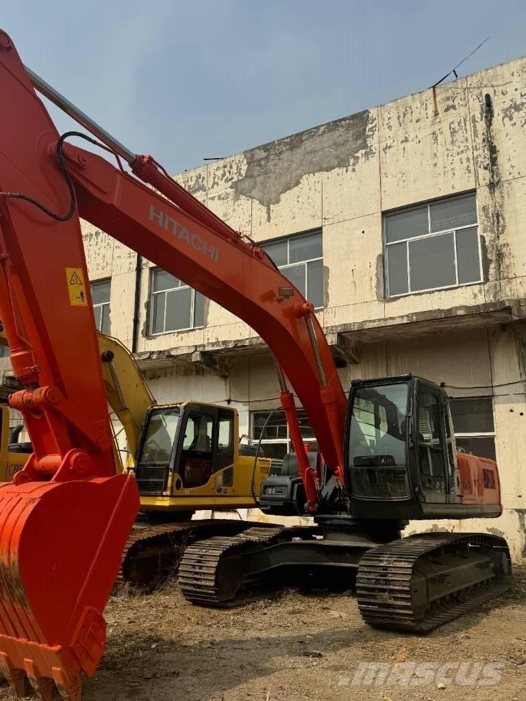 Hitachi ZX 240 Vikšriniai ekskavatoriai