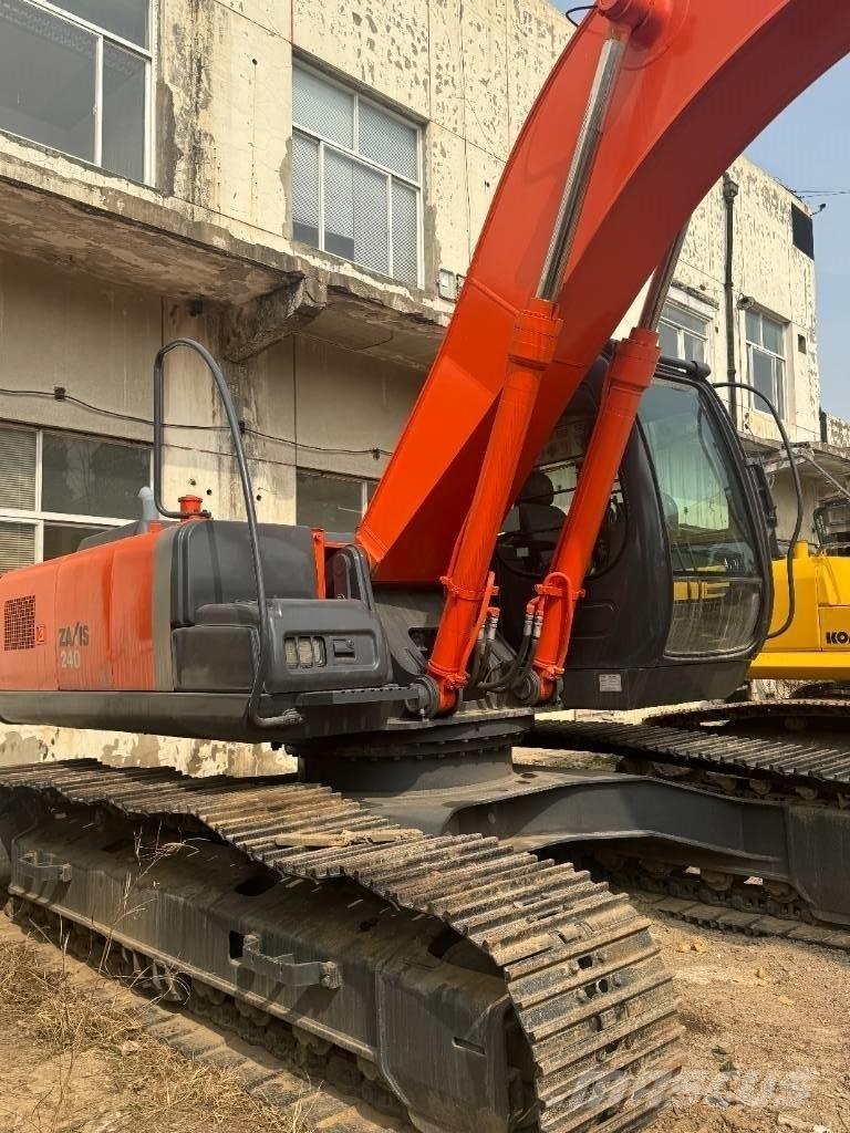 Hitachi ZX 240 Vikšriniai ekskavatoriai