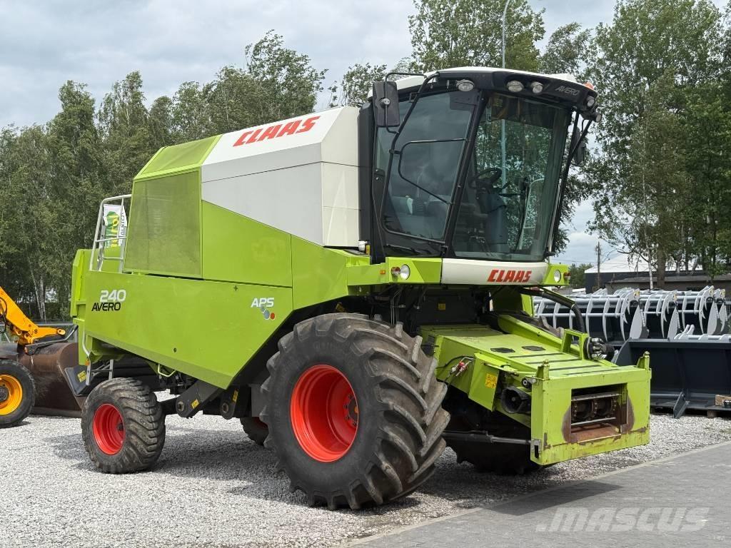 Claas Avero 240 Derliaus nuėmimo kombainai