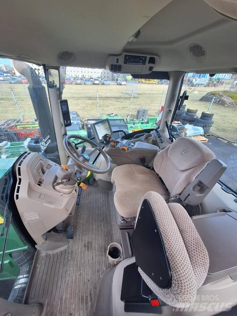 John Deere 6R250 Traktoriai