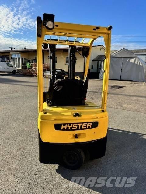 Hyster J1.5XNT Elektriniai šakiniai krautuvai
