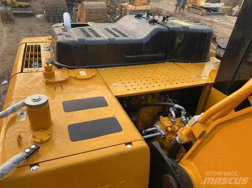 Sany SY 215 C Vikšriniai ekskavatoriai