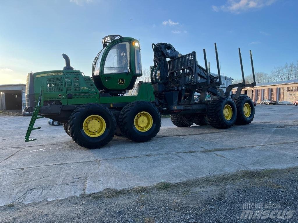 John Deere 1910G Naudoti miškovežiai (Forvarderiai)