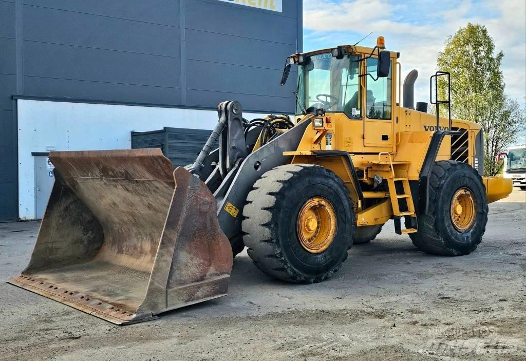 Volvo L 180 E Naudoti ratiniai krautuvai