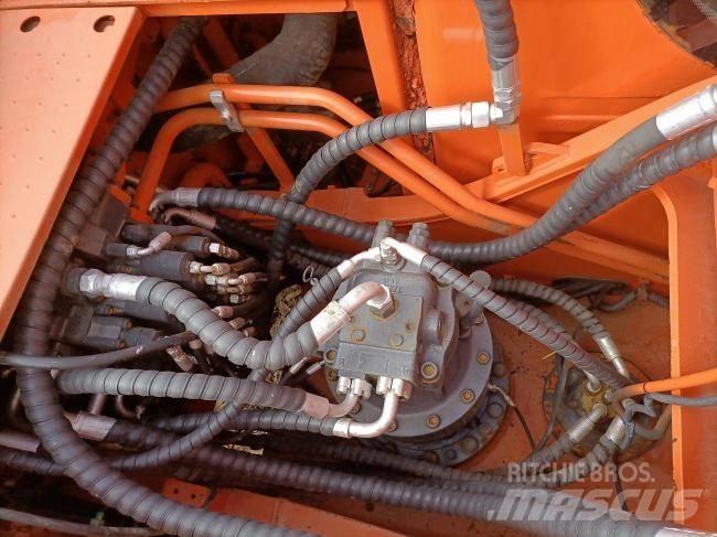 Doosan DX 300 Vikšriniai ekskavatoriai