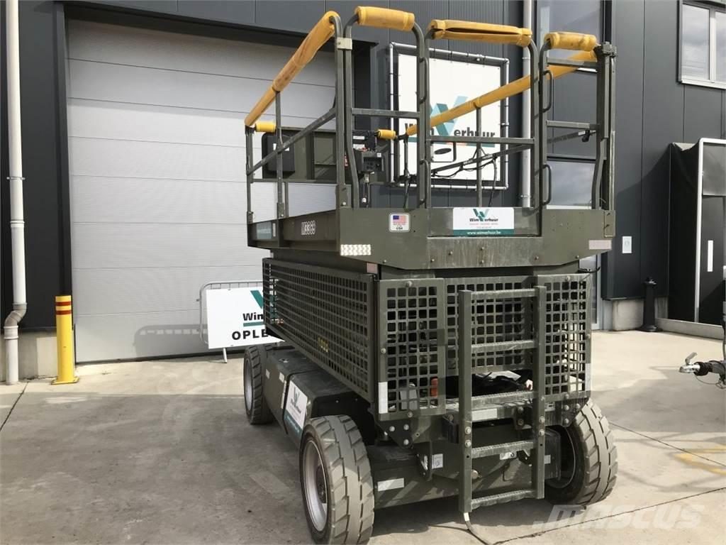JLG M3369 (4331) Žirkliniai keltuvai