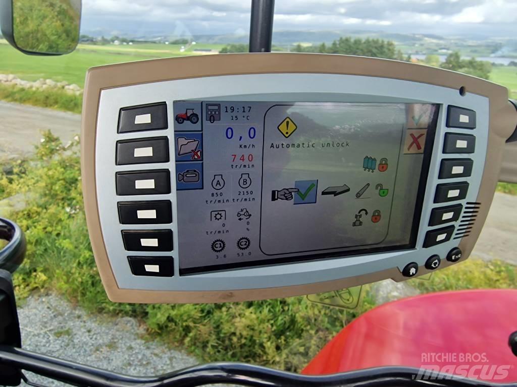 Massey Ferguson 7718 Traktoriai