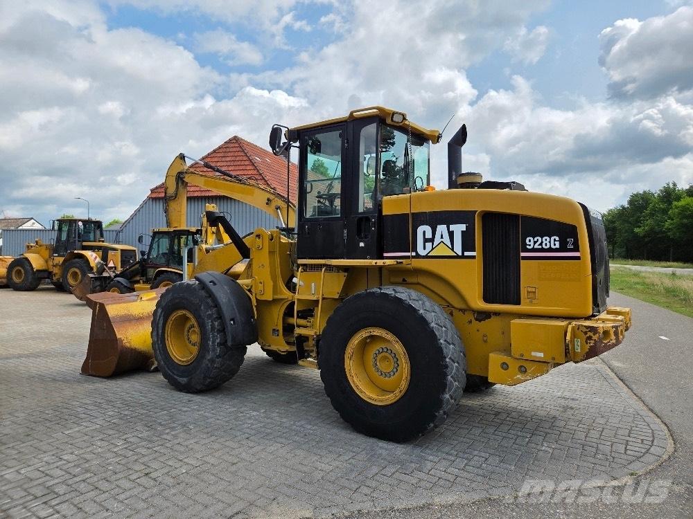 CAT 928G Naudoti ratiniai krautuvai