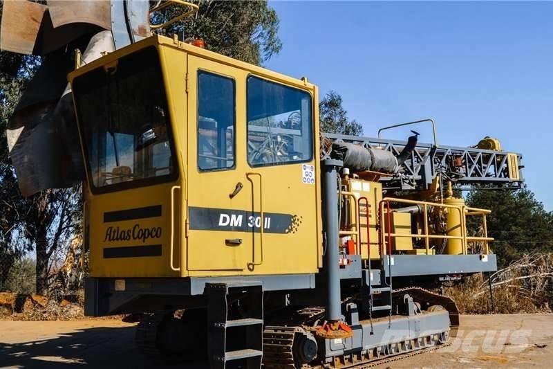 Atlas Copco DM30 Žemės paviršiaus gręžimo technika