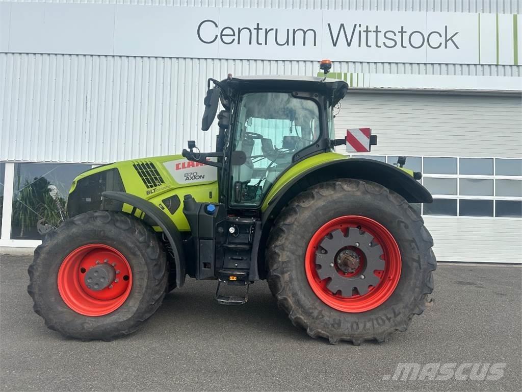 CLAAS Axion 870 Traktoriai