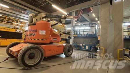JLG E 450 AJ Alkūniniai keltuvai