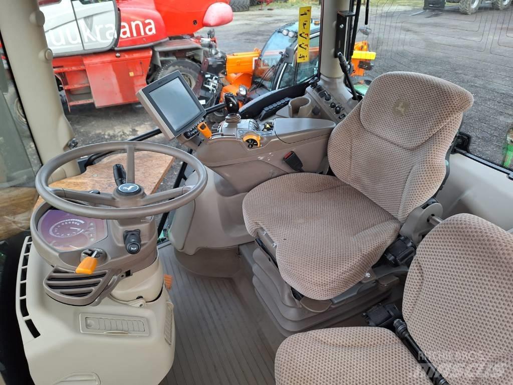 John Deere 6215R Traktoriai