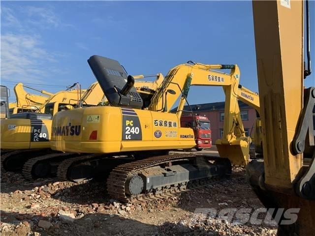 Komatsu PC 240-8 Vikšriniai ekskavatoriai