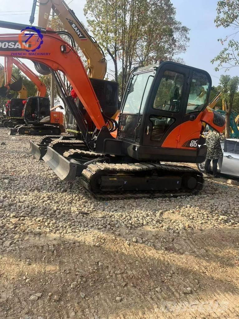 Doosan DX 60 Mini ekskavatoriai < 7 t