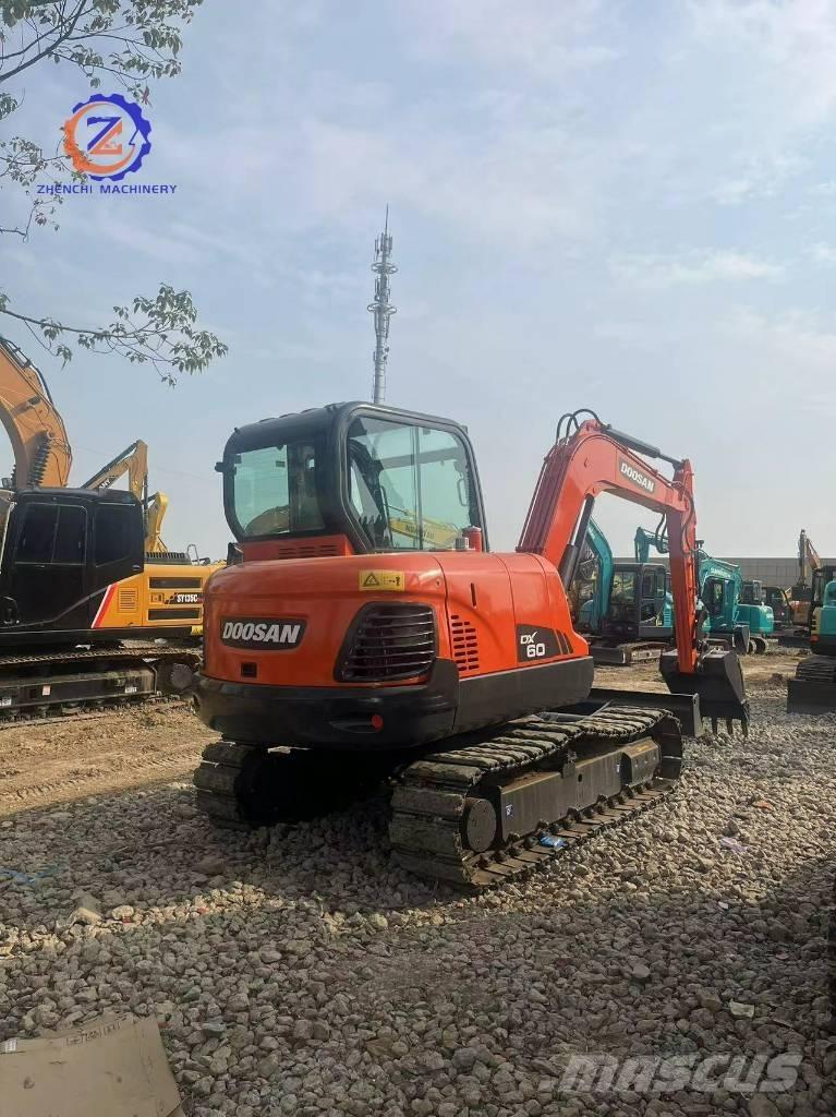 Doosan DX 60 Mini ekskavatoriai < 7 t