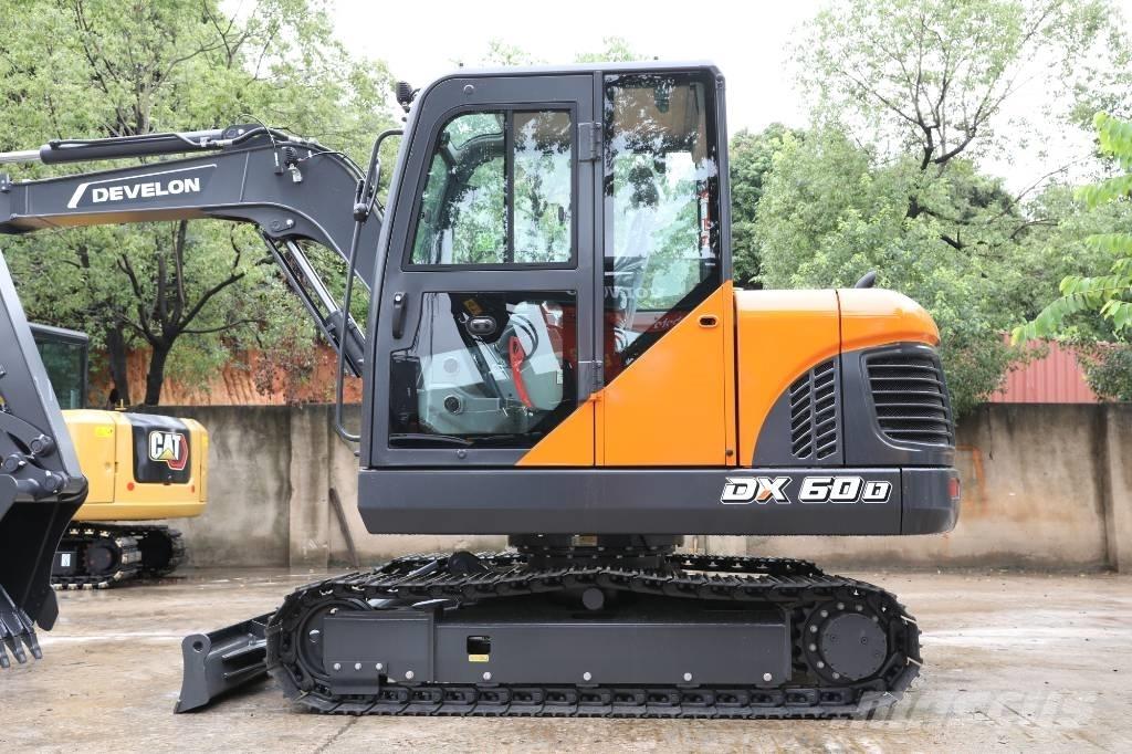 Develon DX 60 D Ratiniai ekskavatoriai