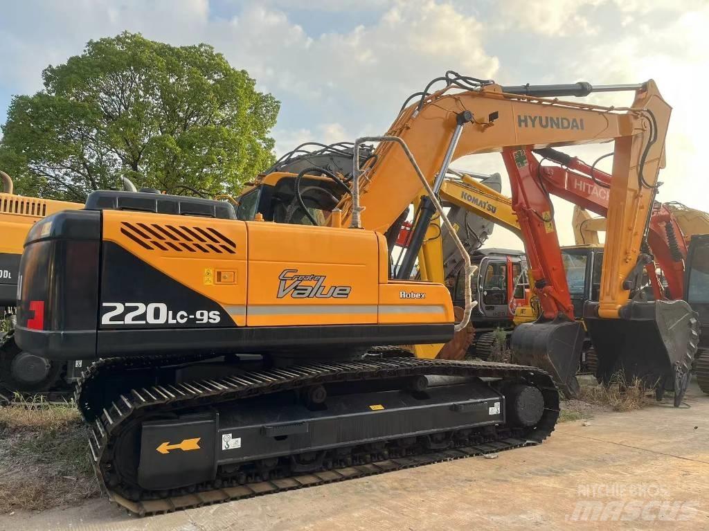 Hyundai R220LC-9S Vikšriniai ekskavatoriai