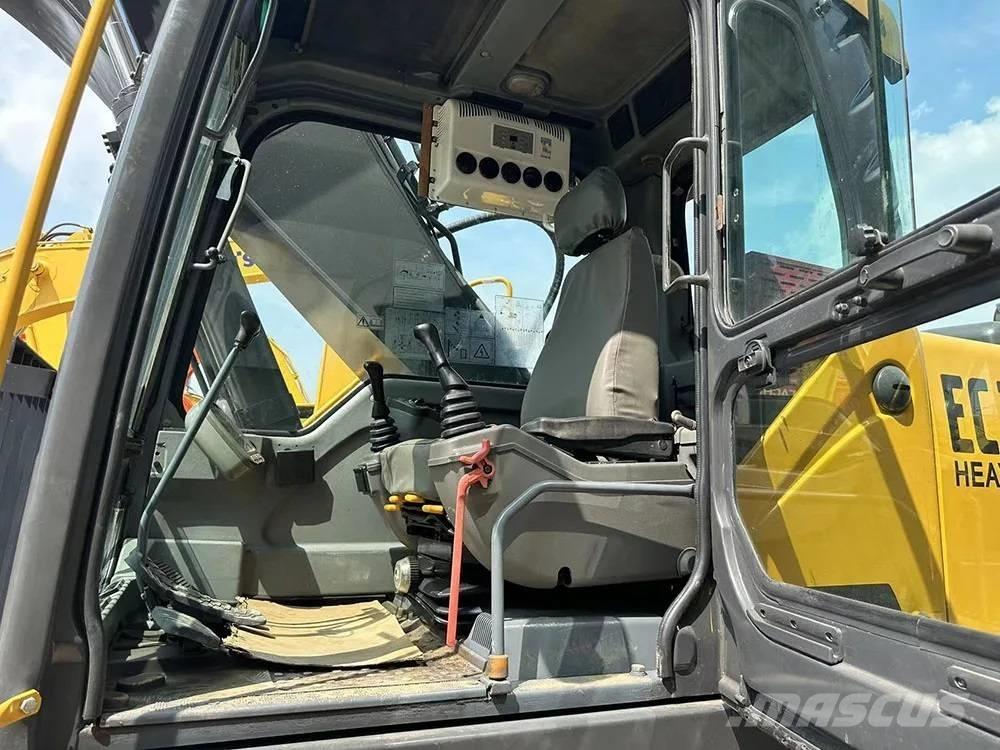 Volvo EC240D Vikšriniai ekskavatoriai