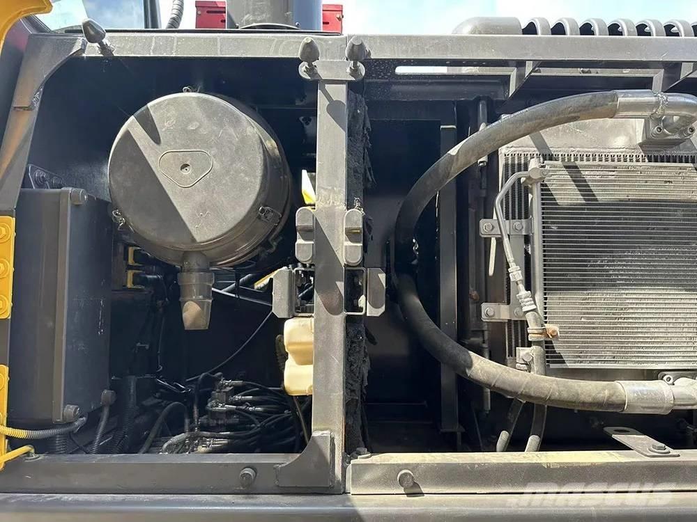 Volvo EC240D Vikšriniai ekskavatoriai