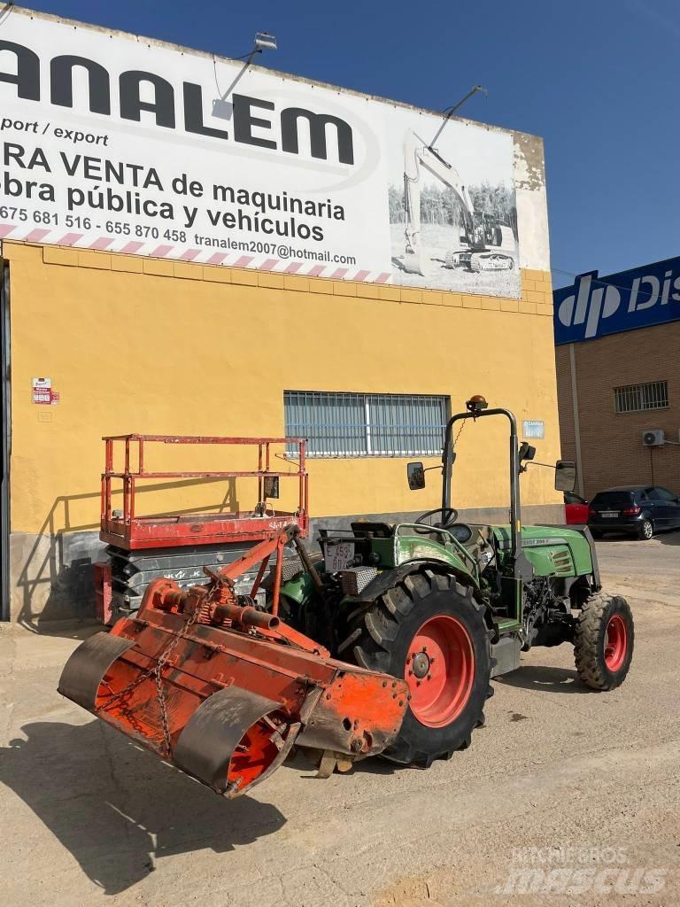 Fendt 208 S Traktoriai