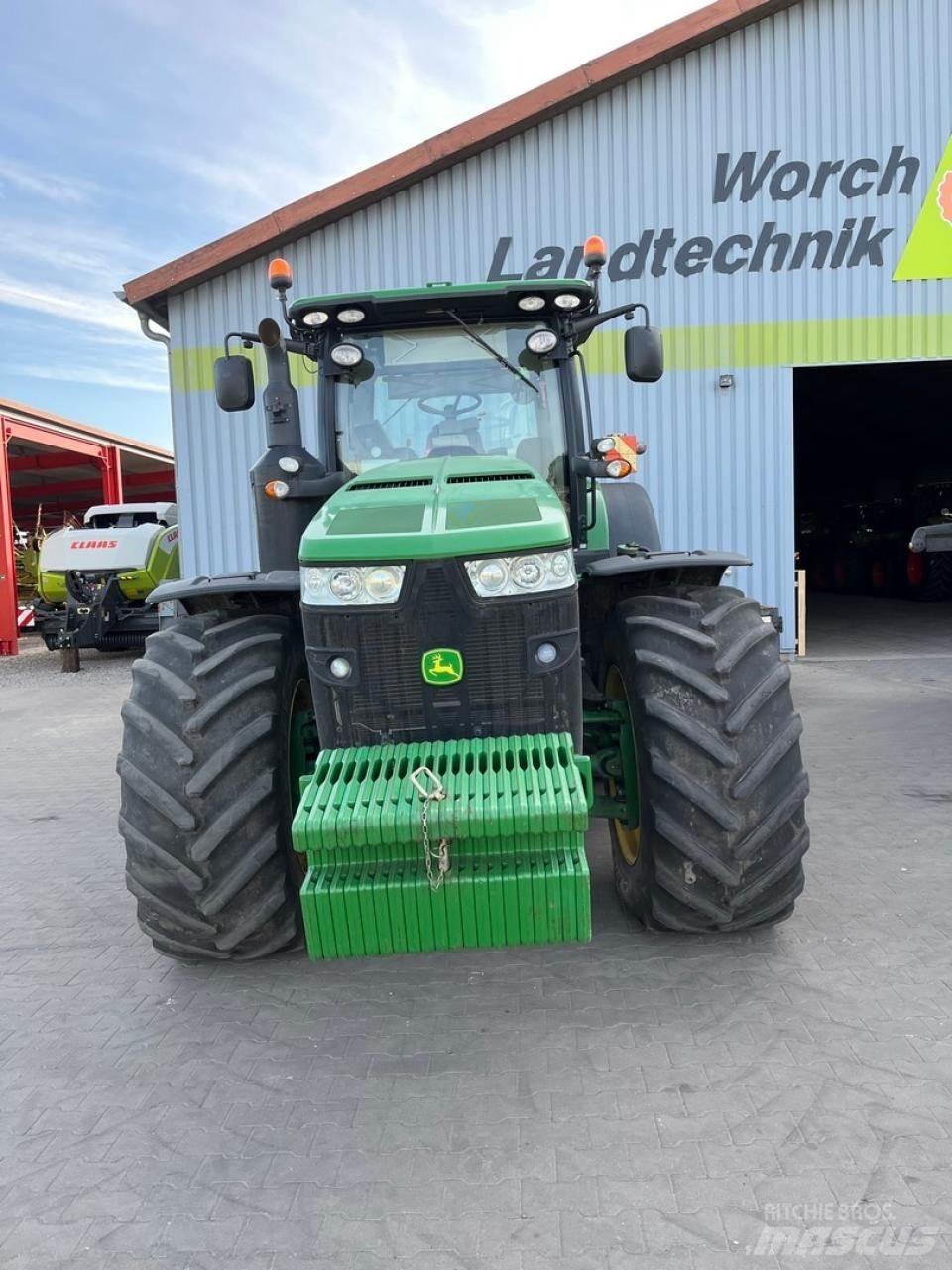John Deere 8345R Traktoriai