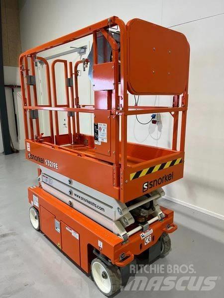 Snorkel S 3219 E Žirkliniai keltuvai