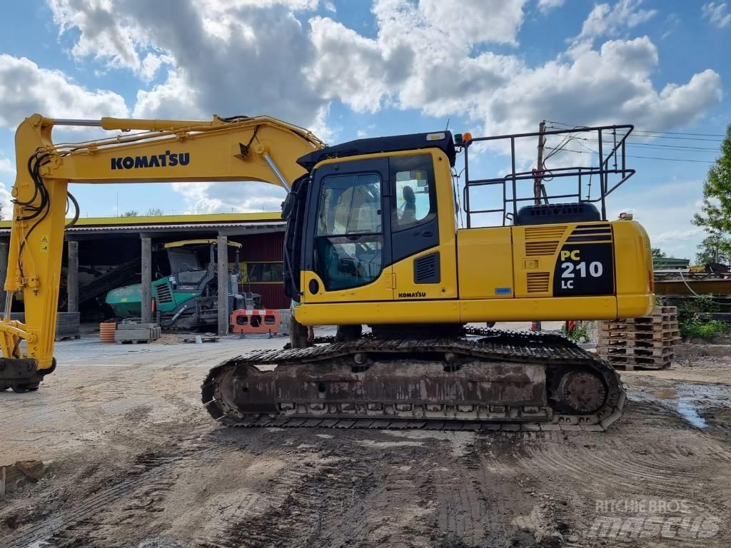 Komatsu PC 210-8 Vikšriniai ekskavatoriai