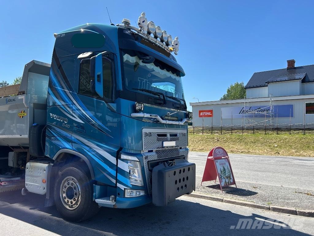 Volvo FH 540 Savivarčių priekabų vilkikai
