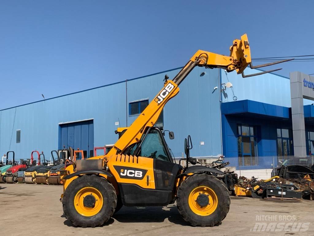 JCB 526-56 Agri Teleskopiniai krautuvai žemės ūkiui