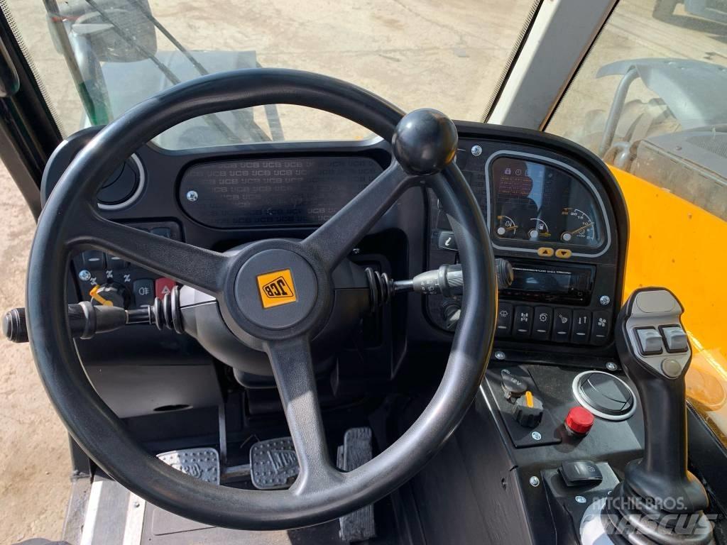 JCB 526-56 Agri Teleskopiniai krautuvai žemės ūkiui